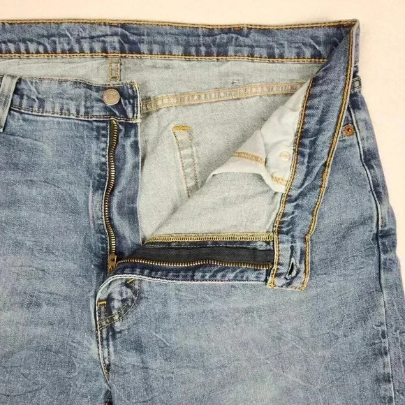 Levi's 541 Mens Jeans Athletic Taper Fit Blue Denim Size 40x30 Medium Wash‎ Fade - Picture 9 of 14